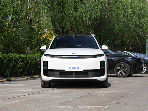 2025�� Pro ���ܻ��°�