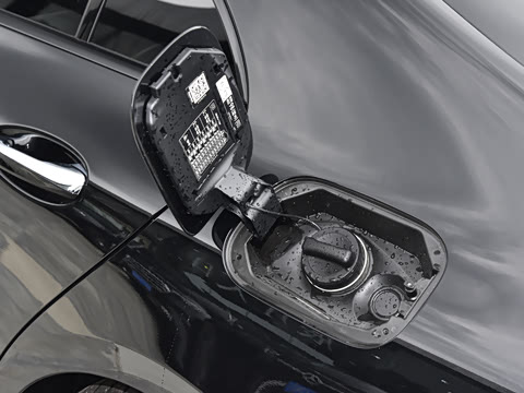 2025�� AMG CLA 45 S 4MATIC+