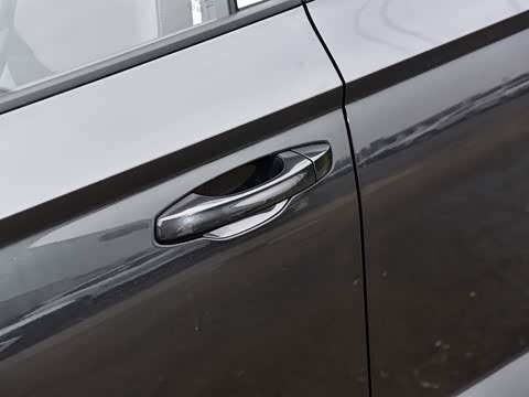 2025�� 280TSI �ֶ�����Plus��