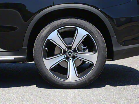 2022�� �Ŀ��� GLC 300 L 4MATIC ������