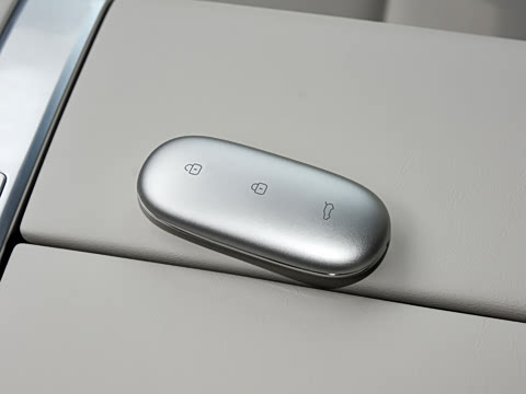 2025�� Pro ���ܻ��°�