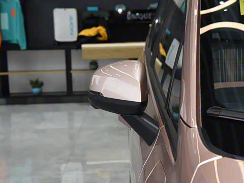 2022�� Plus 70 �Ƽ���