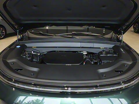 2025�� Ultra ���ܻ��°�