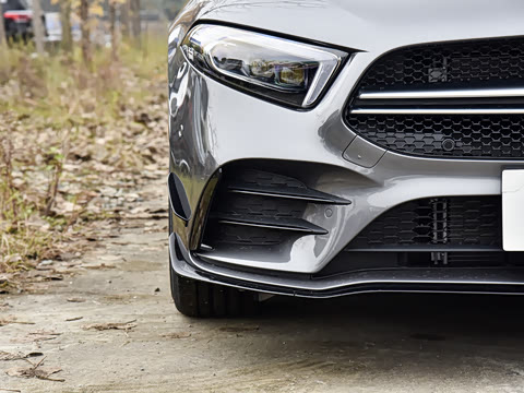 2022�� AMG A 35 4MATIC