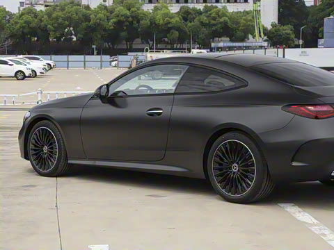 2025�� CLE 300 4MATIC �����ͽ��ܳ�