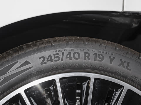 2025�� CLE 300 4MATIC �����ͽ��ܳ�