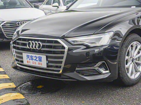 2023�� 40 TFSI ����������