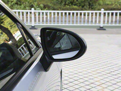 2022�� 2.4L �ֶ���