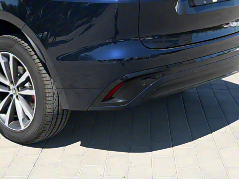 2024�� P250 R-Dynamic SE