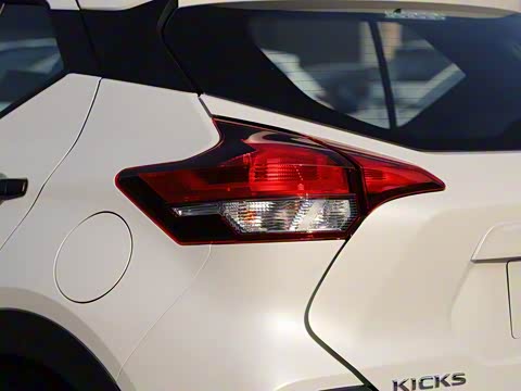 2020�� 1.5L XE �ֶ��ᶯ��