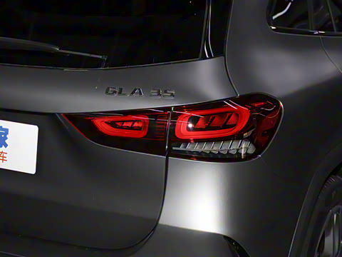 2023�� AMG GLA 35 4MATIC