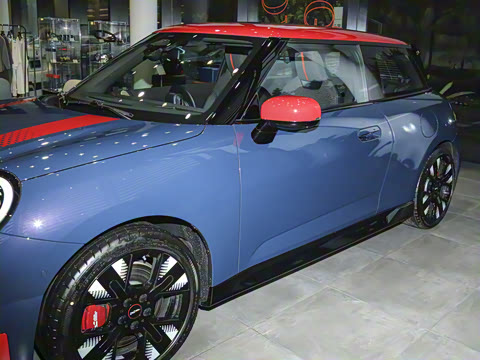 2025�� JOHN COOPER WORKS