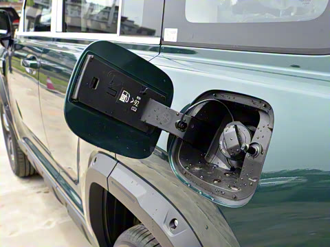 2025�� 2.0T 4WD Pro