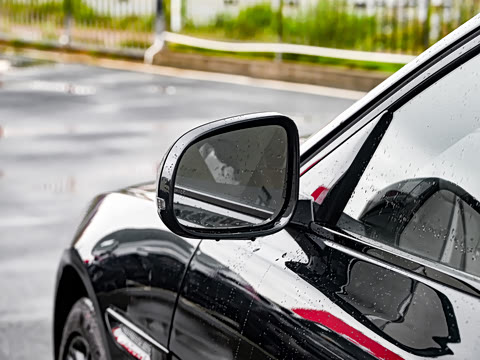 2025�� 2.0T 250PS R-DYNAMIC 90�����ذ�