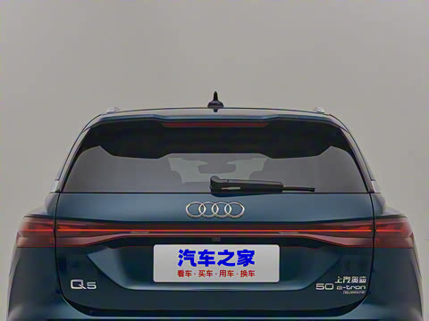 2022�� 50 e-tron quattro ��ҫ�� ������װ