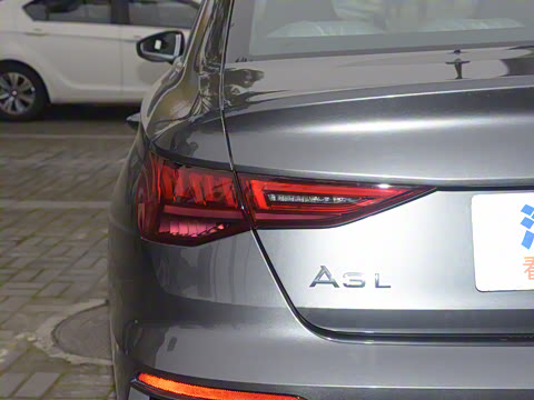 2021�� A3L Limousine 35 TFSI �����˶���