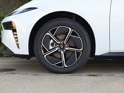 2025�� ���� 550������