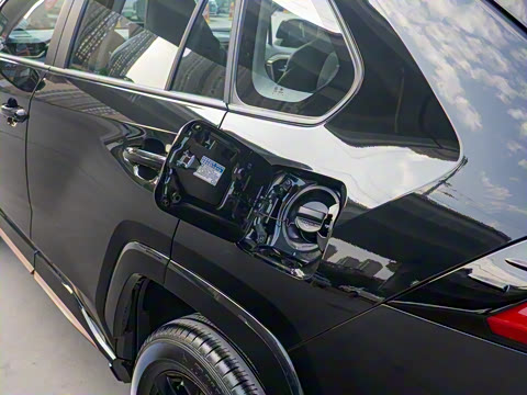 2022�� ˫�� 2.5L E-CVT������ʿ��