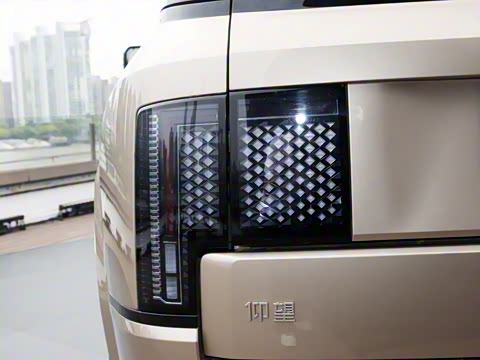 2025�� ������