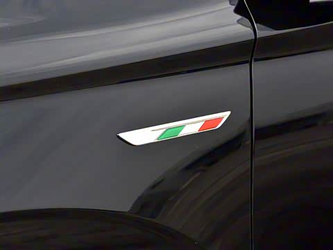 2018�� 1.5T �ֶ���UP