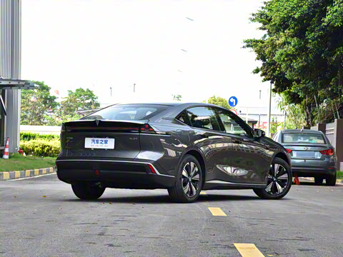 2025�� �Ŀ� ���羫Ӣ��