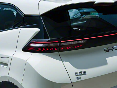 2025�� �Ǽݰ� 405km ���ڰ�