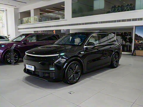 2025�� Ultra ���ܻ��°�