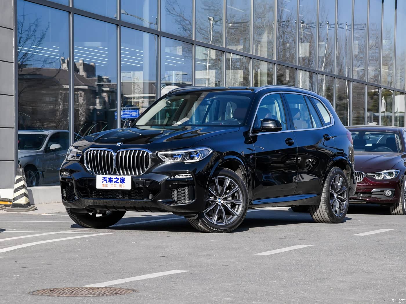 x5(进口)  2019款 xdrive40i m运动套装车辆提供:北京骏宝行汽车销售