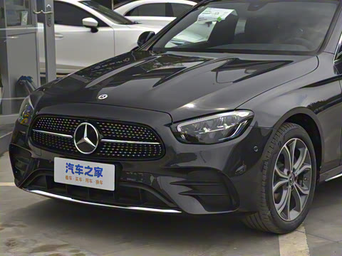 2023�� �Ŀ� E 300 L �˶�������