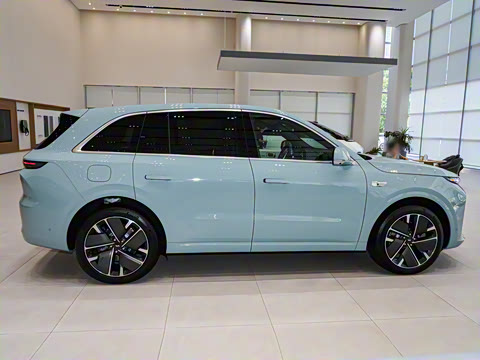 2025�� Pro ���ܻ��°�