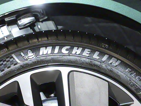 2025�� Ultra ���ܻ��°�