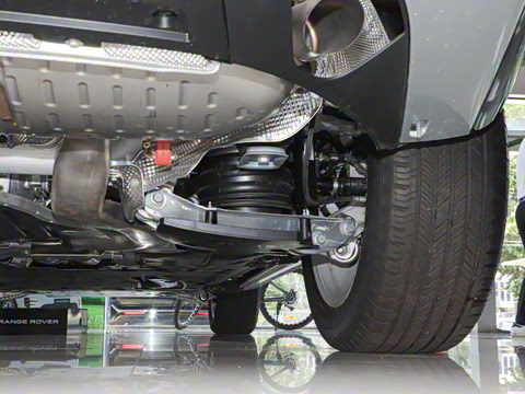 2025�� 3.0 L6 400PS ʢ���ӳ��� ����