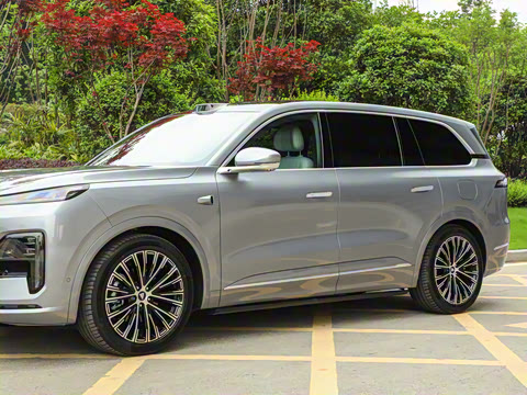 2025�� ����Ultra+ �߶���