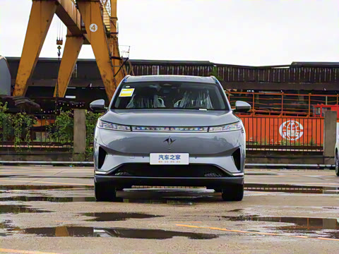 2025�� 210Ultra���Ȱ� 6��