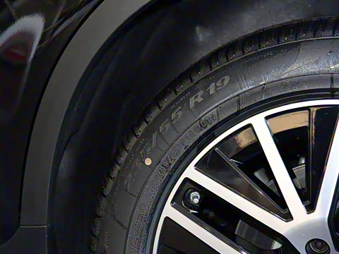 2022�� �Ŀ� GLC 300 4MATIC ����SUV