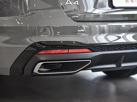 2022�� Avant 40 TFSI ����������