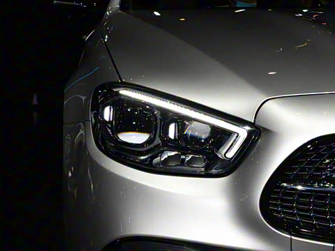 2021�� E 300 �˶���