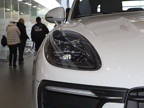 2022�� Macan 2.0T