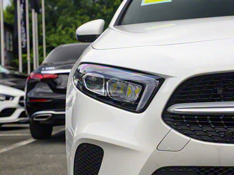 2022�� �Ŀ� A 200 ������