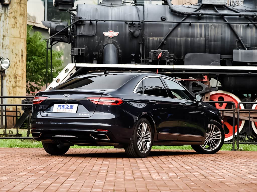 Ford Taurus VIII, Седан: фото поколения