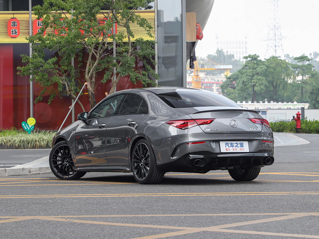 Mercedes-Benz CLA AMG II (C118, X118), Седан: фото поколения