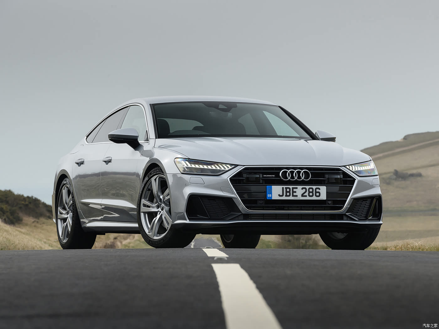 汽车之家|奥迪a7|2018款 50 tdi quattro s line 英国版|外观|内饰