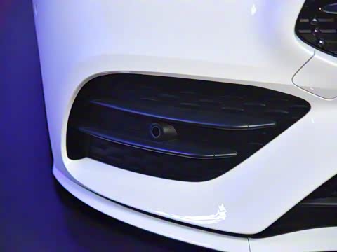 2020�� CLA 260 4MATIC ���ܳ�