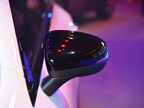 2020�� CLA 260 4MATIC ���ܳ�