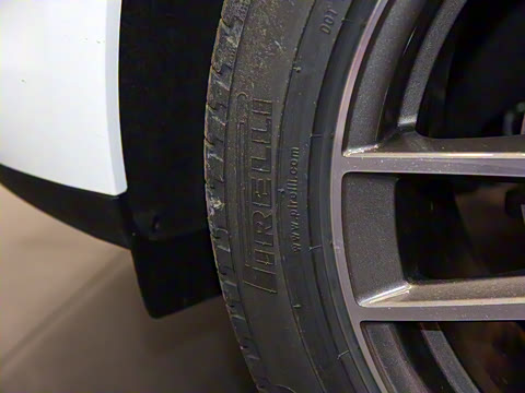 2022�� Macan 2.0T