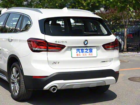 2020�� xDrive30Le ������