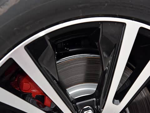 2018�� 1.8L �ֶ������� 7��