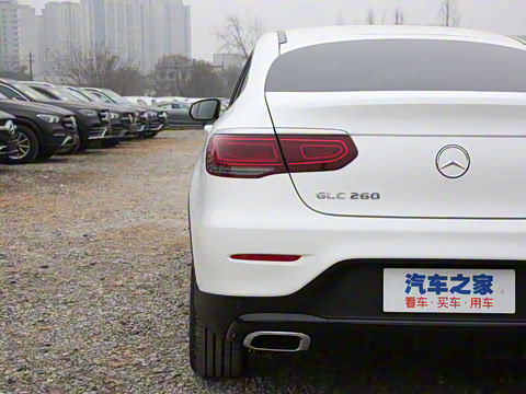 2022�� �Ŀ� GLC 260 4MATIC ����SUV