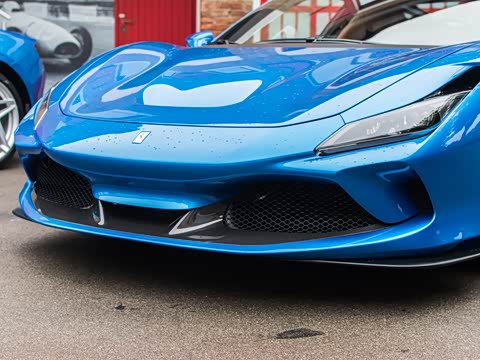 2019�� Tributo 3.9T V8