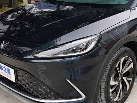 2022�� 525S 175kW